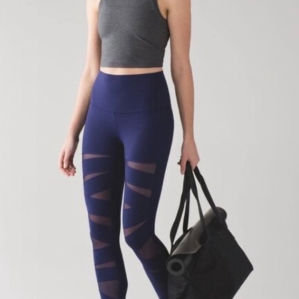 LULULEMON WUNDER UNDER LEGGINGS 
SZ 6